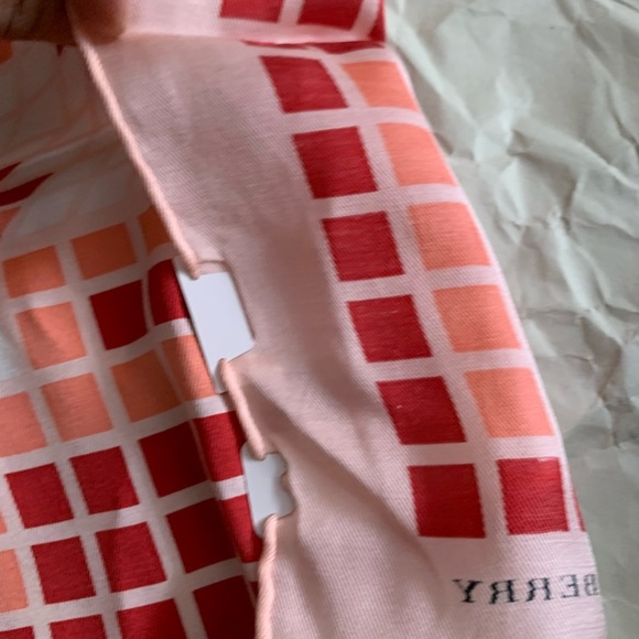 Burberry Pink and Red Silk Scarf brandnew - Picture 11 of 15